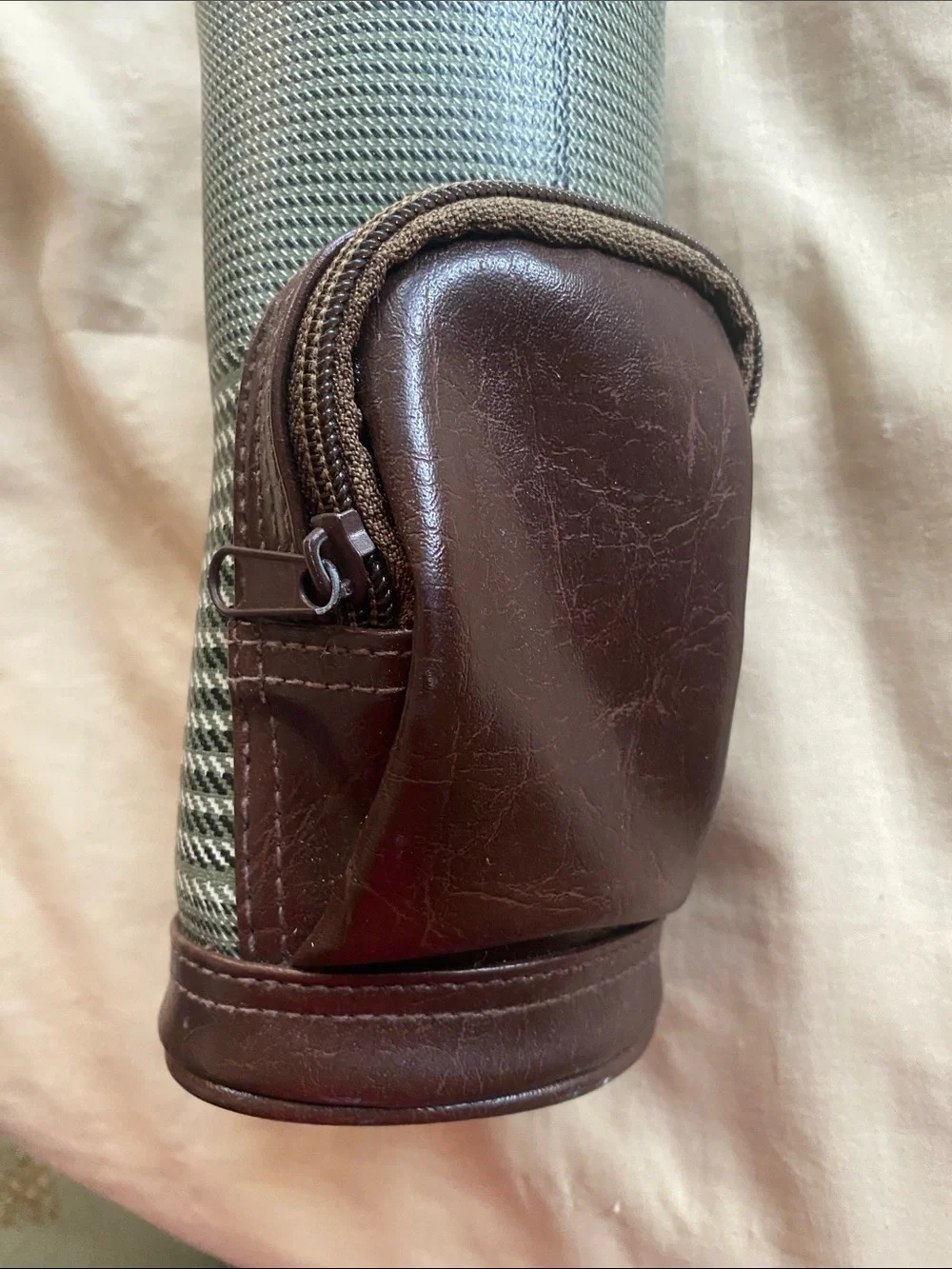 Brown Leather-Trim Men’s golf ball and tee bag
